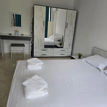 Elia Relax & Lux Apartment Aheloy